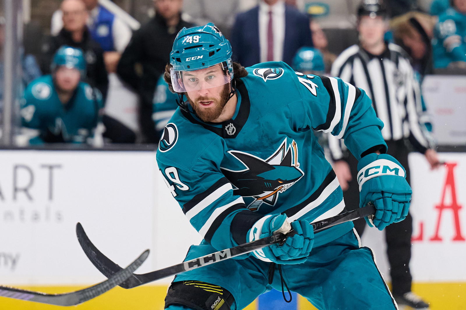 Former Sharks Tough Guy Signs With The Lightning