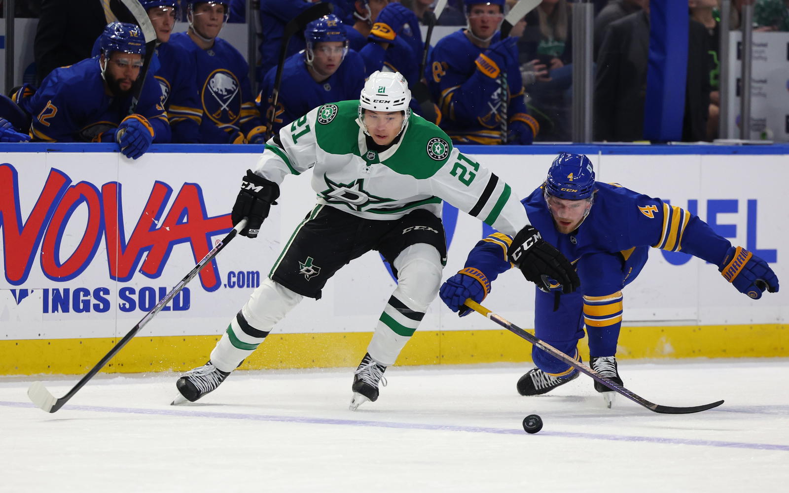 "BUFFALO SABRES FACE OFF AGAINST DALLAS STARS: CAN THEY KEEP UP WITH THE LEAGUE'S BEST?"