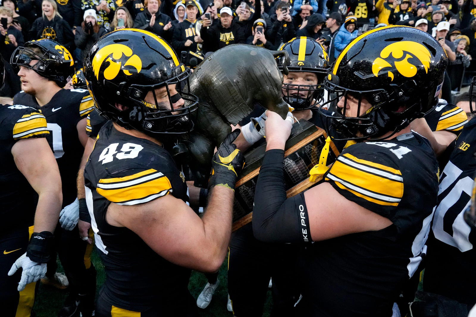 Big Ten Spotlight: Can League Get 4th Team into College Football Playoff?