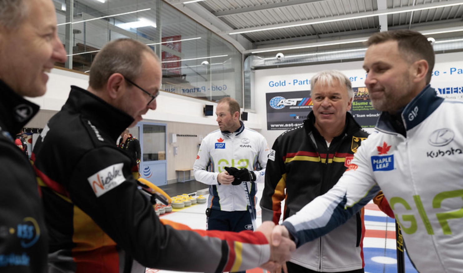 Kapp versus Gushue today • Roland Beck-Swiss Cup Basel