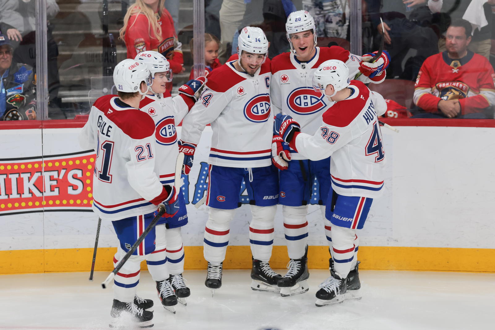 It was a good day for the Canadiens' top line in Florida - Photo credit: Sam Navarro-Imagn Images