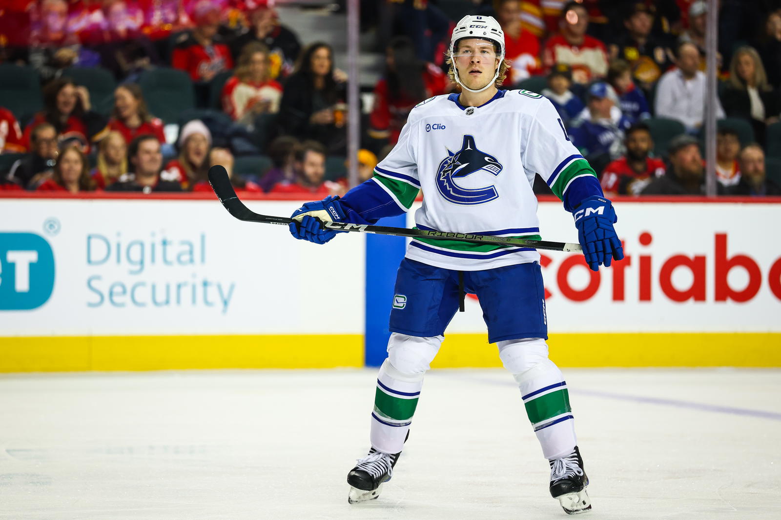 Brock Boeser (© Sergei Belski-Imagn Images)