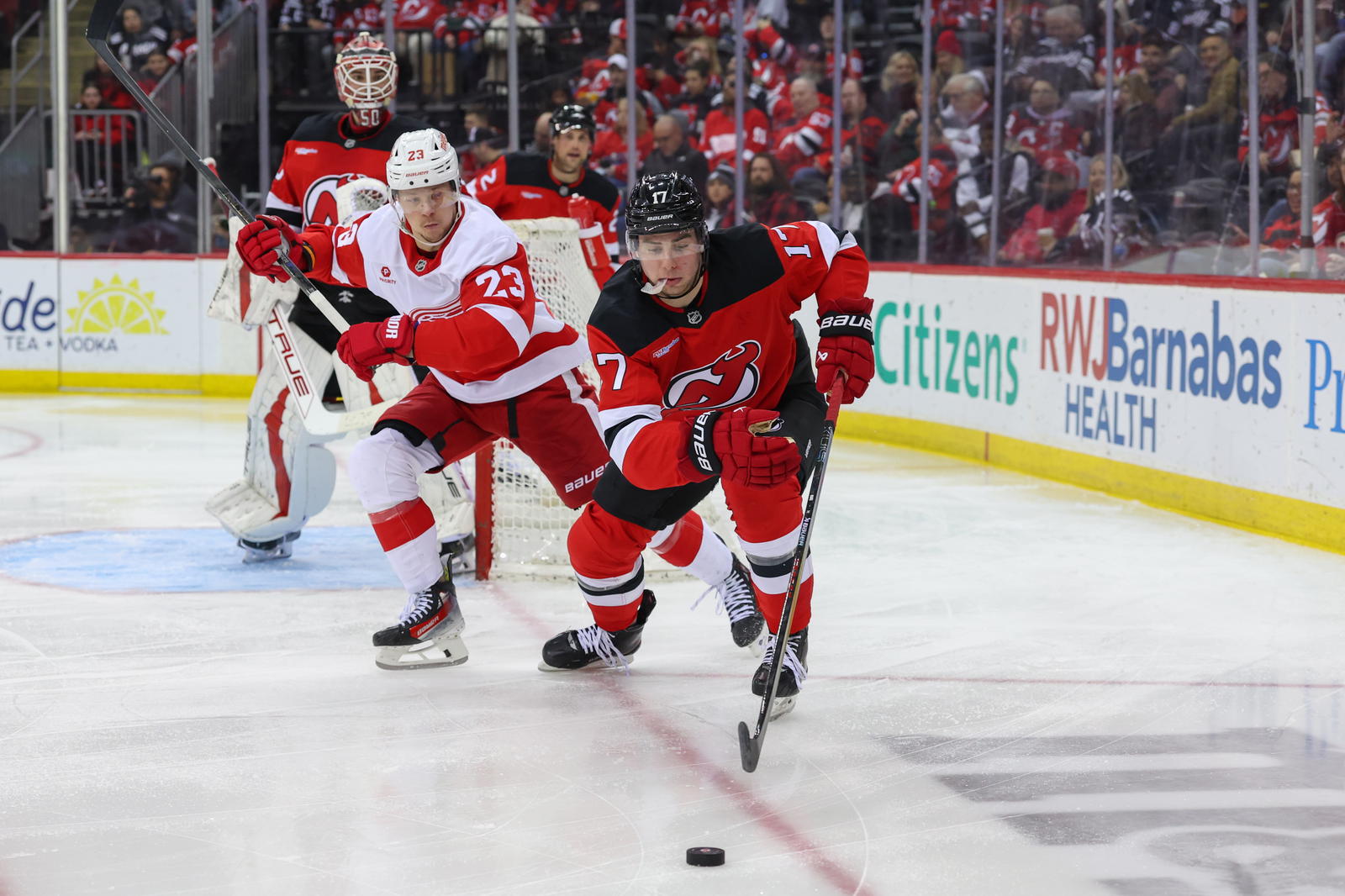 Red Wings Roll Into Jersey Riding Hot Stretch For Clash With Devils