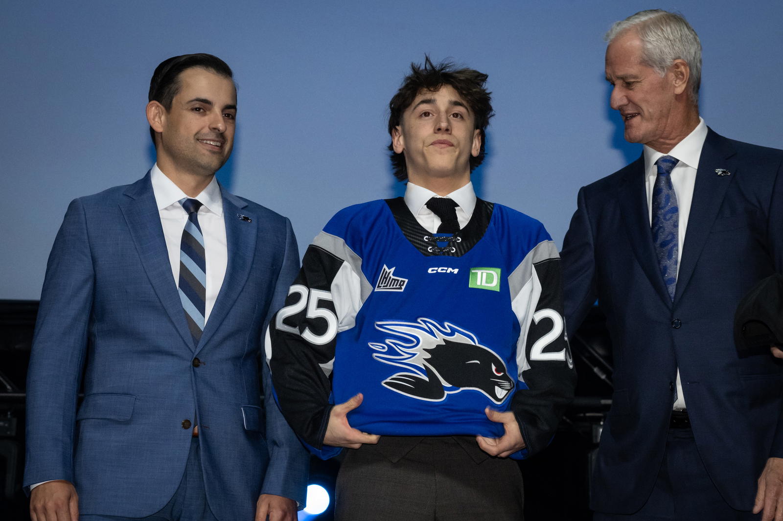 Nolann Heroux at the 2025 QMJHL draft after being selected to the Saint John Sea Dogs (Photo: Vincent Ethier)