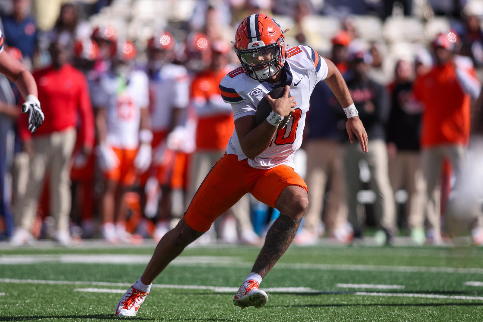 Syracuse Orange quarterback Rickie Collins (10) runs the ball against the Georgia Tech Yellow Jackets in the fourth quarter at Bobby Dodd Stadium at Hyundai Field. Brett Davis-Imagn Images