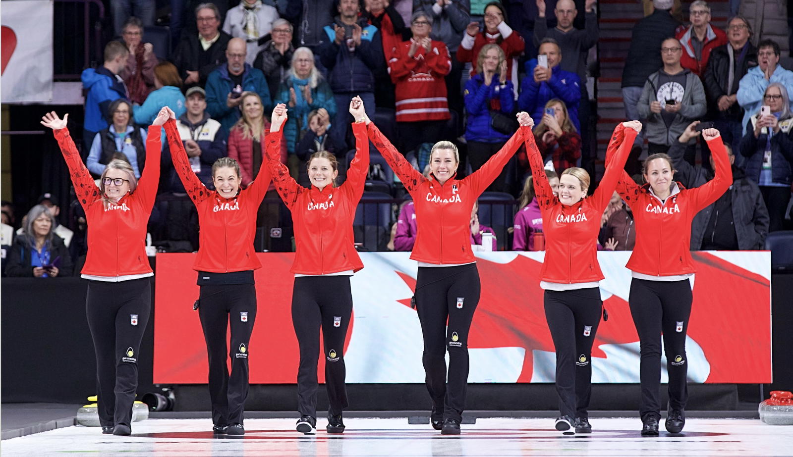 The full squad, off to Cortina