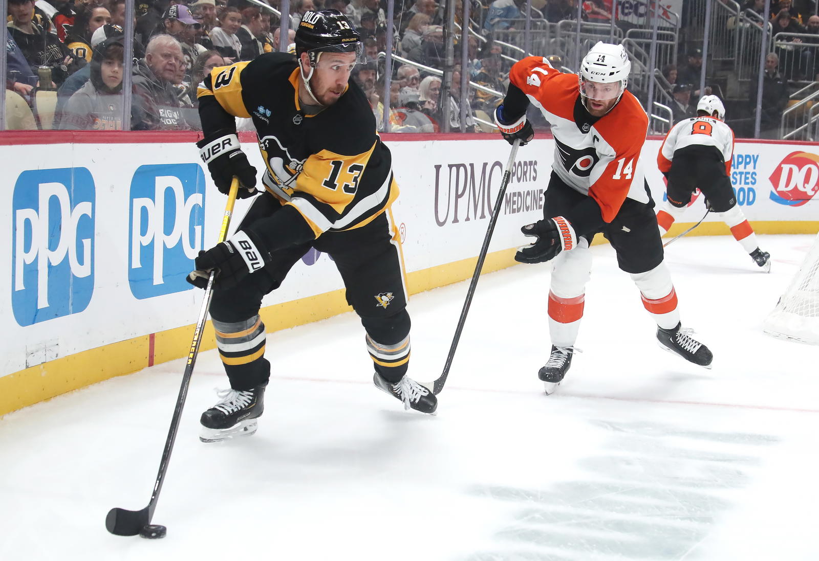 Kevin Hayes is the biggest contributor to the Flyers' large dead cap number. (Photo: Charles LeClaire, Imagn Images)