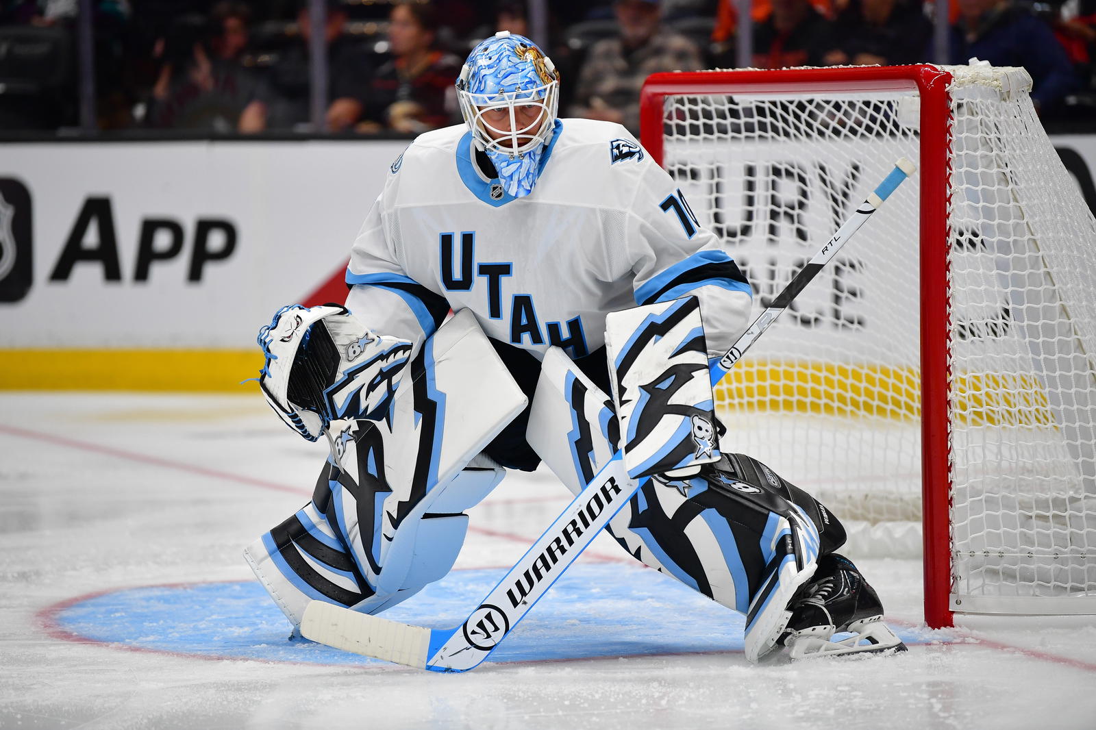 Utah Mammoths See Downpour of Goals in Win Over Sharks 