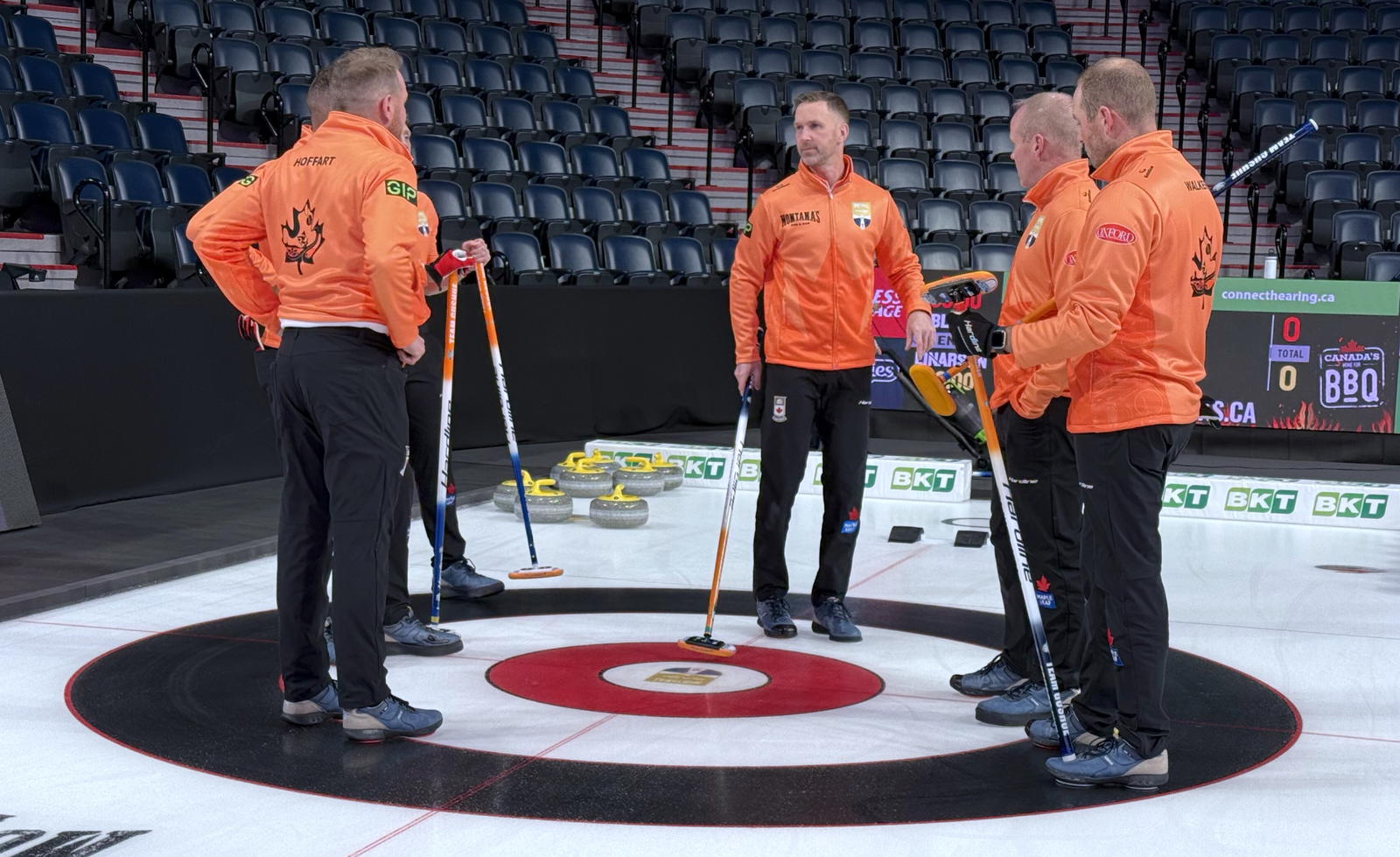 Ready with the orange • Danielle Inglis-Curling Canada