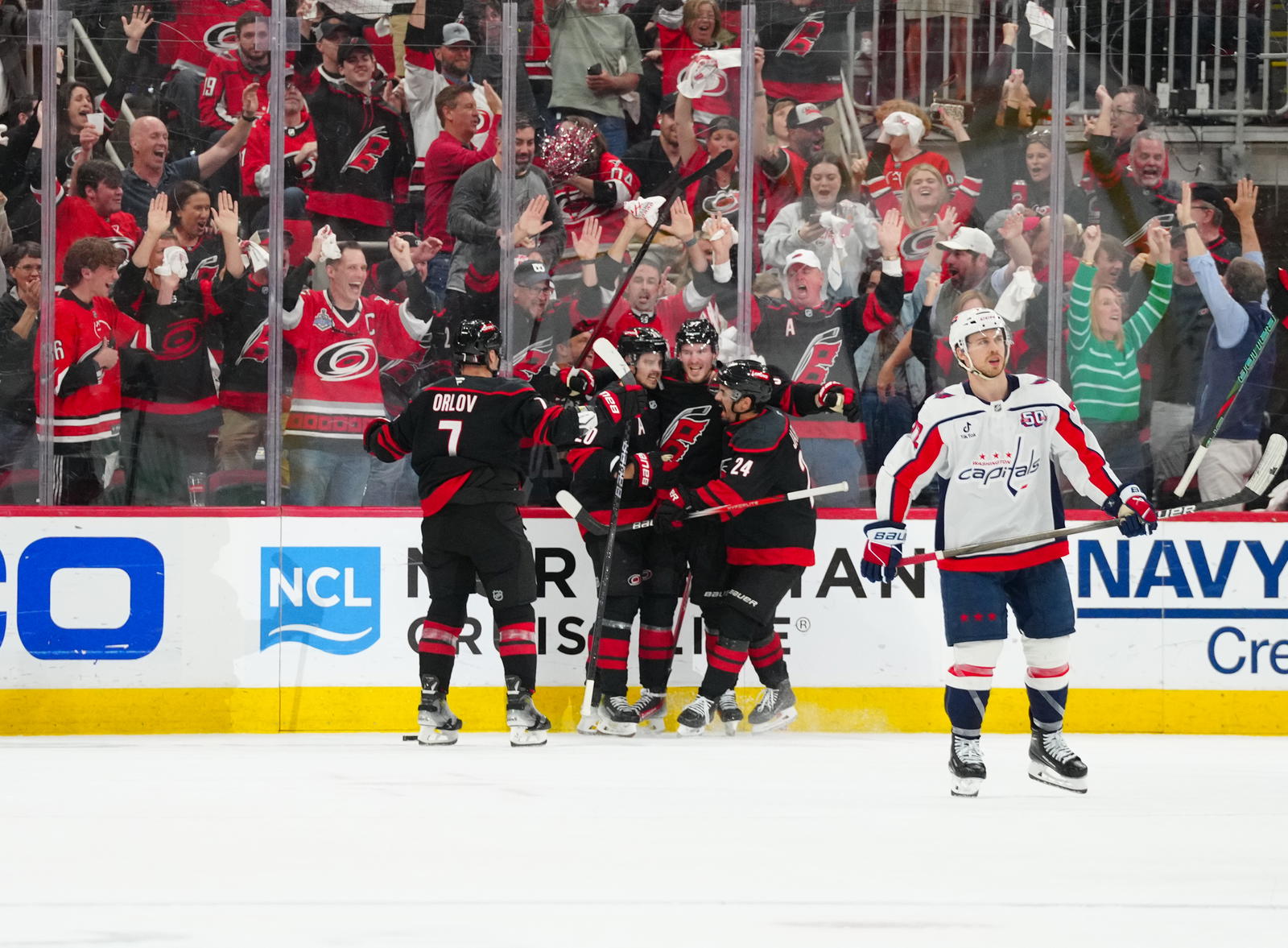 Carolina Hurricanes Defend Home Ice, Shutout Capitals In Game 3