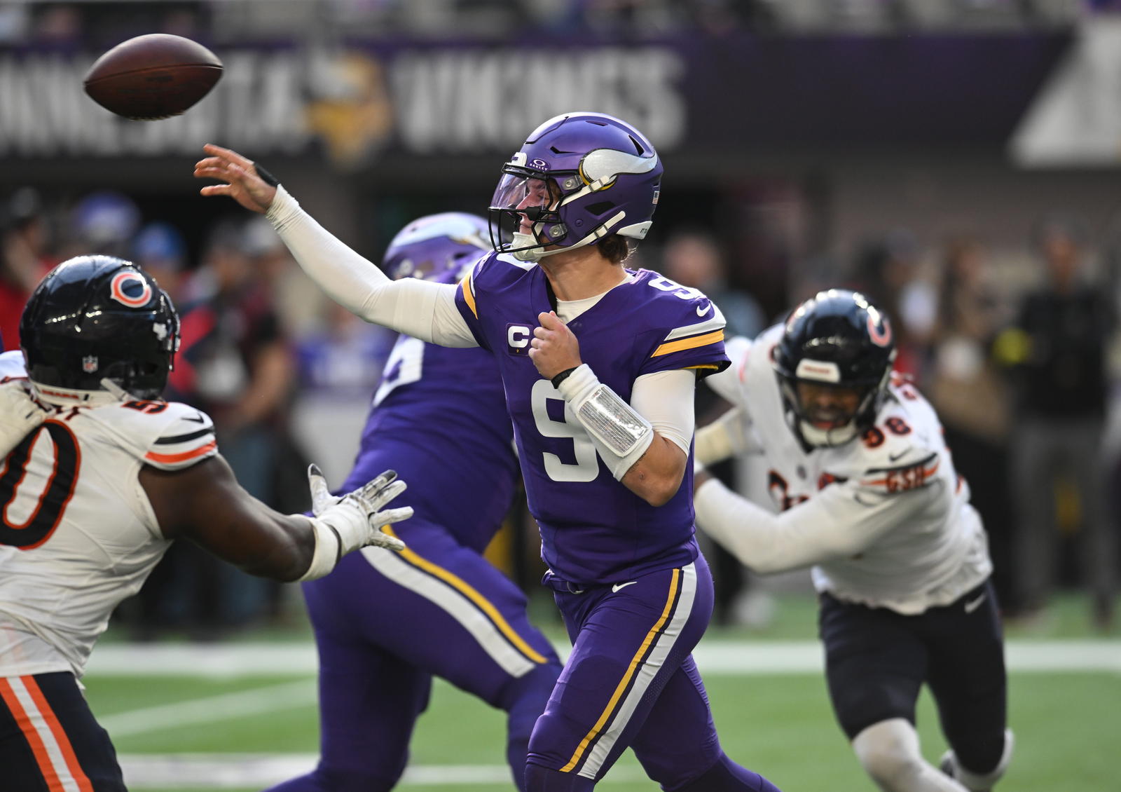 Minnesota Vikings quarterback J.J. McCarthy (9) throws downfield during the second quarter against the Chicago Bears at U.S. Bank Stadium. <br>Jeffrey Becker-Imagn Images