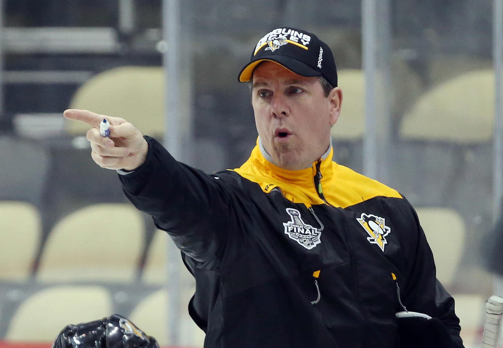 Revisiting Mike Sullivan's Milestone Wins With Penguins