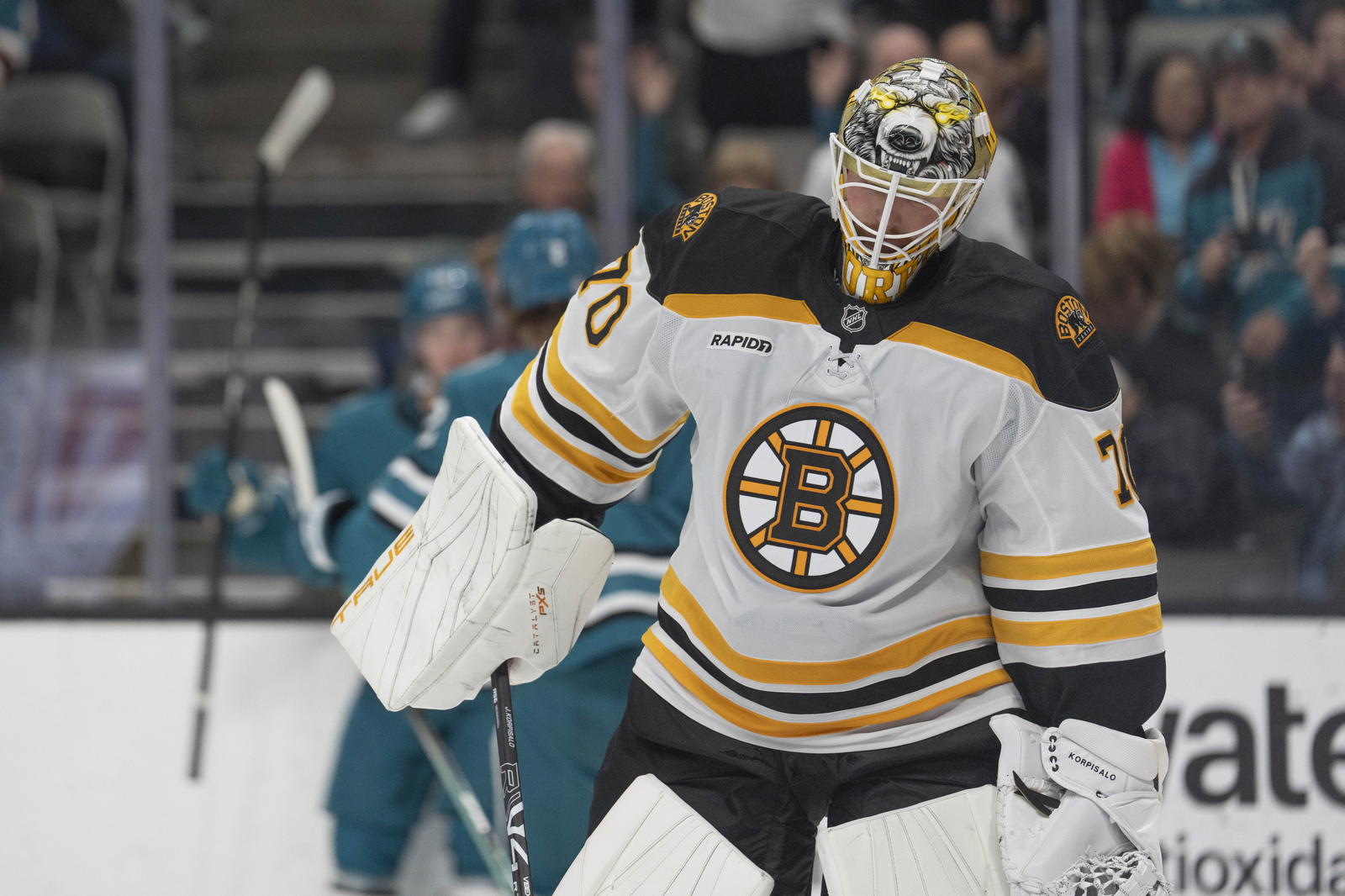 Joonas Korpisalo (© Stan Szeto-Imagn Images)