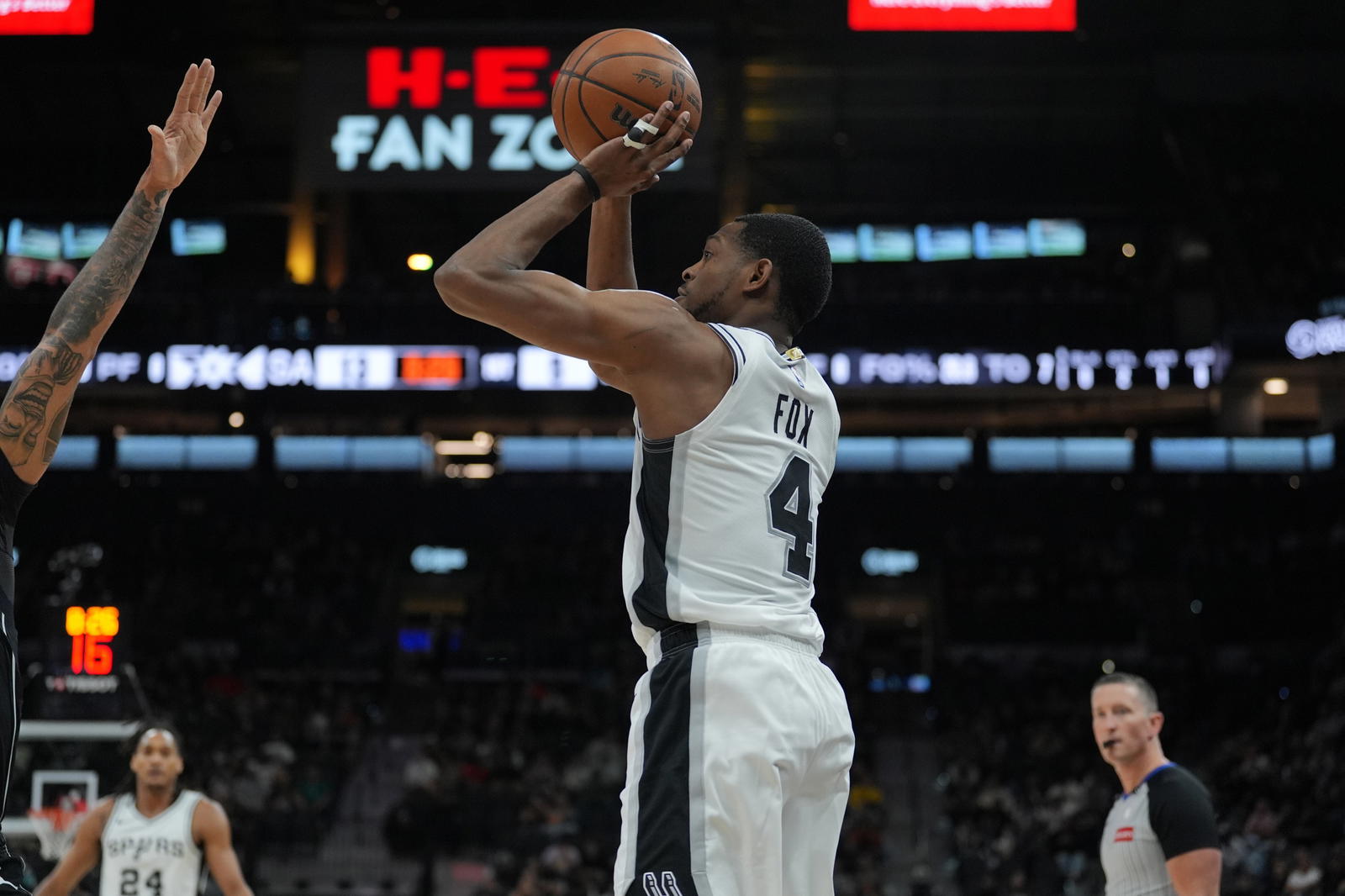 San Antonio Spurs guard De'Aaron Fox. Credit:&nbsp;Daniel Dunn-Imagn Images.