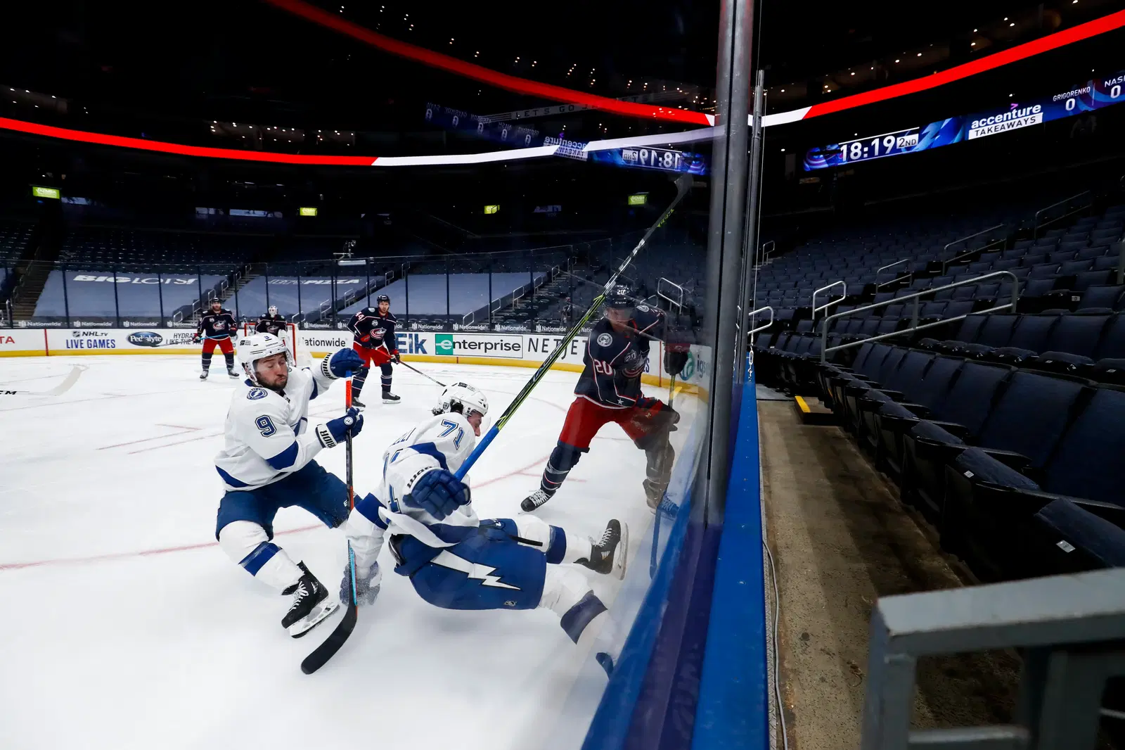 Former Blue Jackets Forward Retires After 13 Seasons