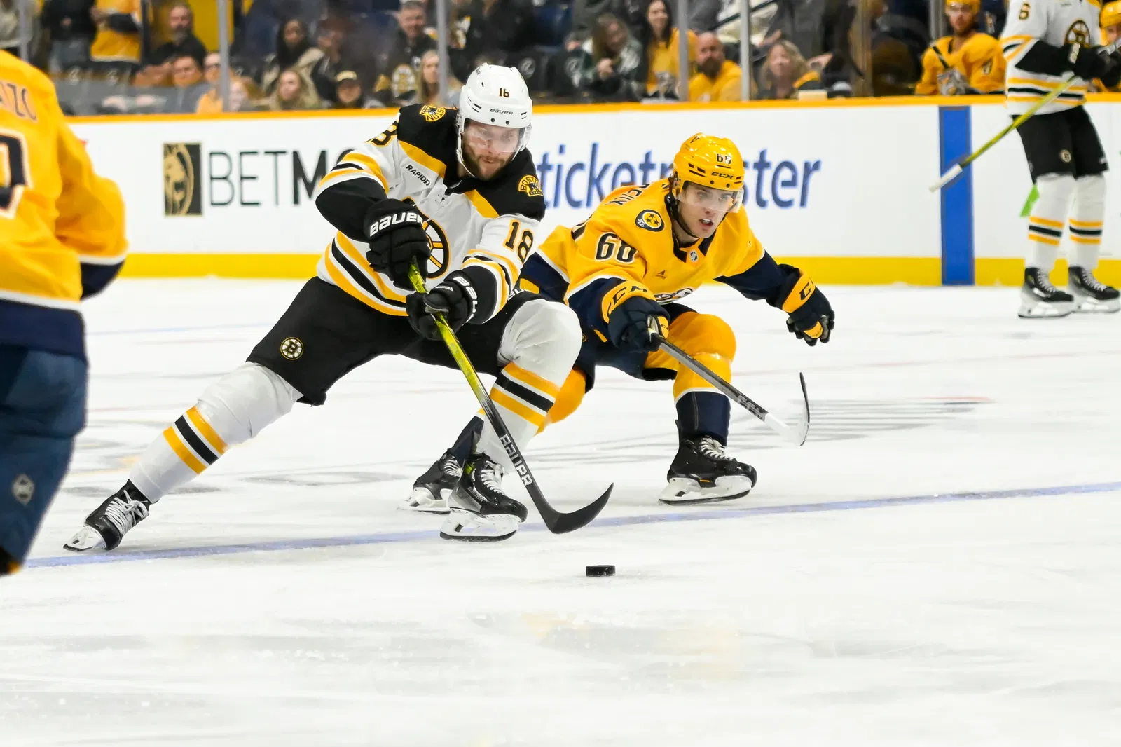 NHL Trade Rumors: Bruins' Pavel Zacha Linked To 2 Teams