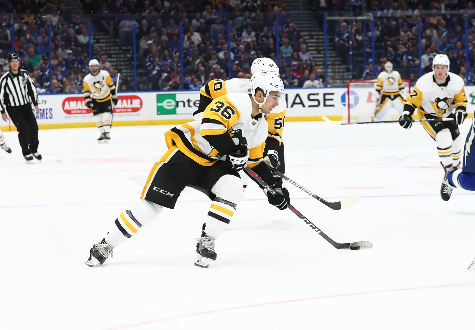 Former Penguins Forward Signs Overseas