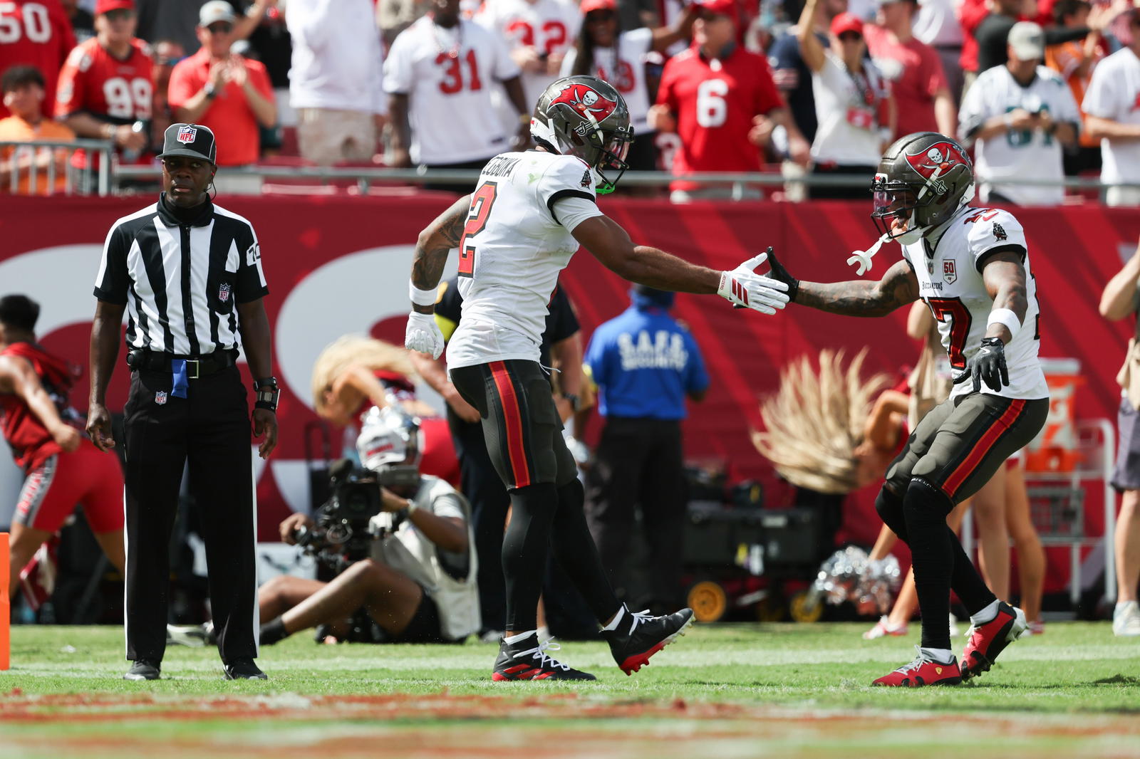 Ebguka celebrate with Irving (right) after his TD catch last week. / © Kim Klement Neitzel&nbsp;