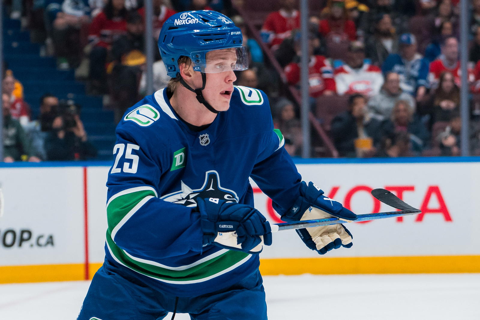 Mar 11, 2025; Vancouver, British Columbia, CAN; Vancouver Canucks defenseman Elias Pettersson (25) skates against the Montreal Canadiens in the first period at Rogers Arena. Mandatory Credit: Bob Frid-Imagn Images