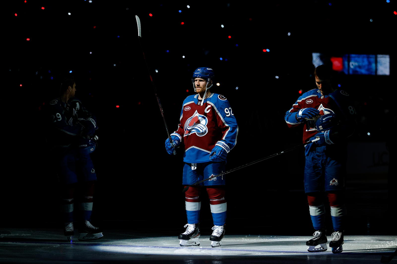 Avalanche Fall to 2-1 in the Series in Gabe Landeskog's Return