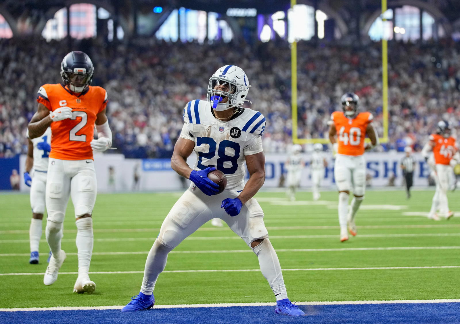 Indianapolis Colts running back Jonathan Taylor (28) celebrates in the end zone Sunday, Sept. 14, 2025, during a game at Lucas Oil Stadium in Indianapolis. Mandatory Credit: Grace Hollars/IndyStar