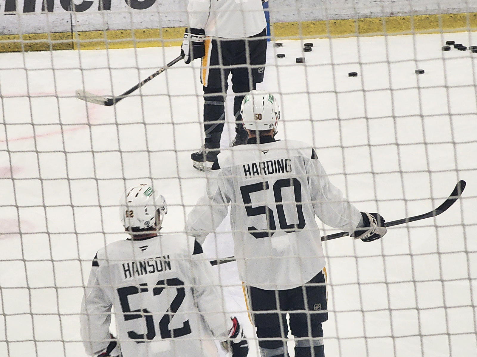 Penguins' defensive prospect Finn Harding. (Credit: Kelsey Surmacz - The Hockey News)