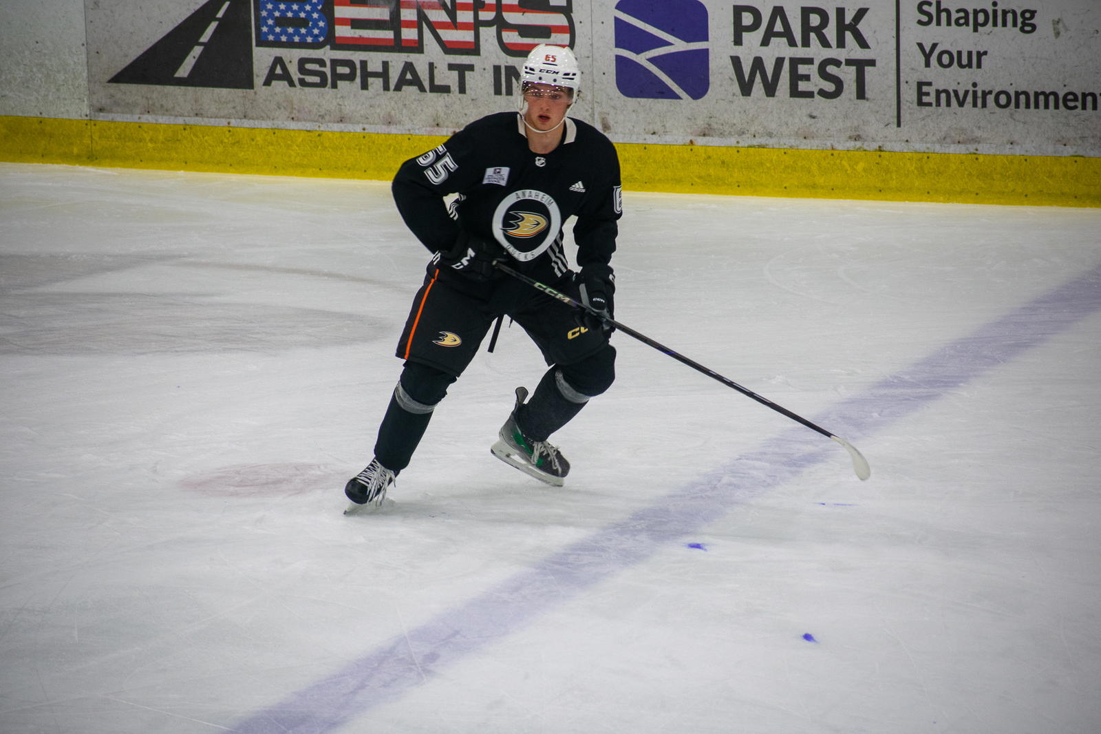 Tarin Smith-Photo Credit: Derek Lee (The Hockey News)