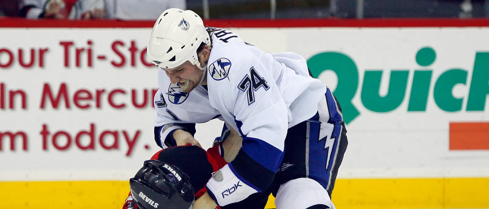 Hockey World Reacts To Former Enforcer Nick Tarnasky's Viral Golf Fight