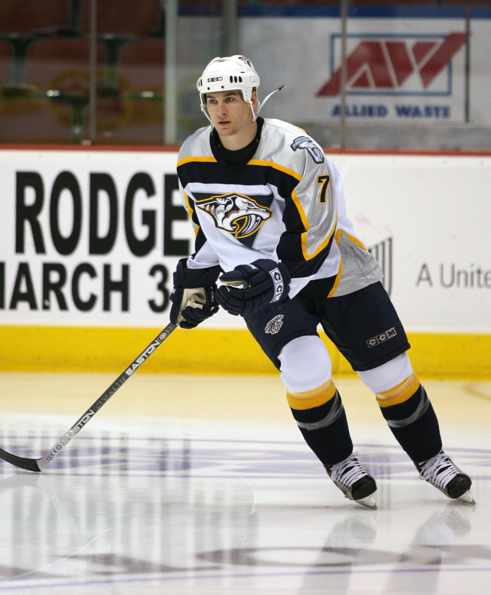 Mar 28, 2006; Glendale, AZ, USA; Nashville Predators right wing (7) Scottie Upshall warms up before playing the Phoenix Coyotes at Glendale Arena. Mandatory Credit: Rick Scuteri-Imagn Images Copyright Rick Scuteri