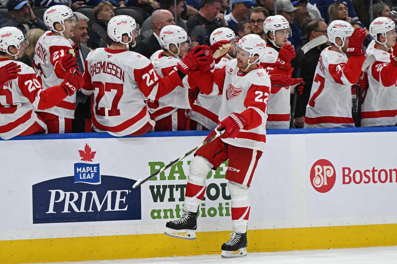 How 'Bout Them Apples: Mason Appleton Happy To Come Up In Clutch For Red Wings 