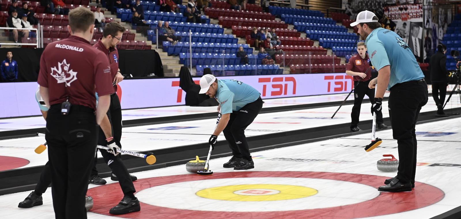 Curling boyicha yalangoch Smirnova Curling boyicha yalangoch Smirnova