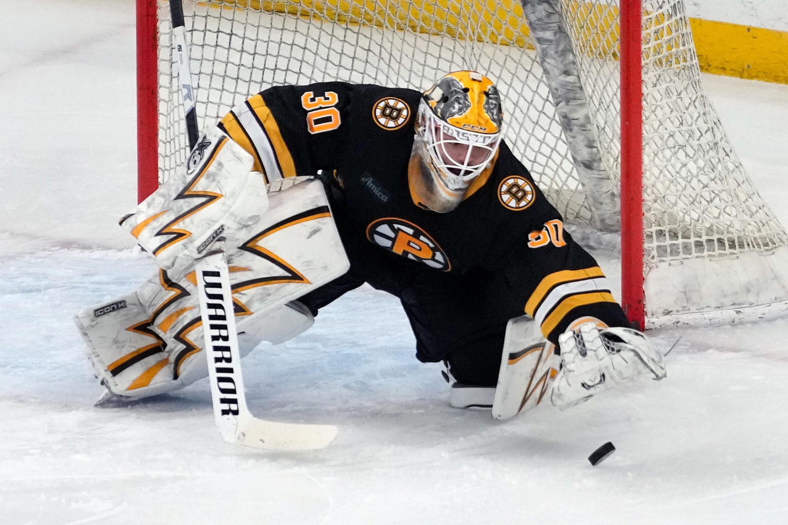 Bruins Have Clear Decision To Make With Soaring Goalie