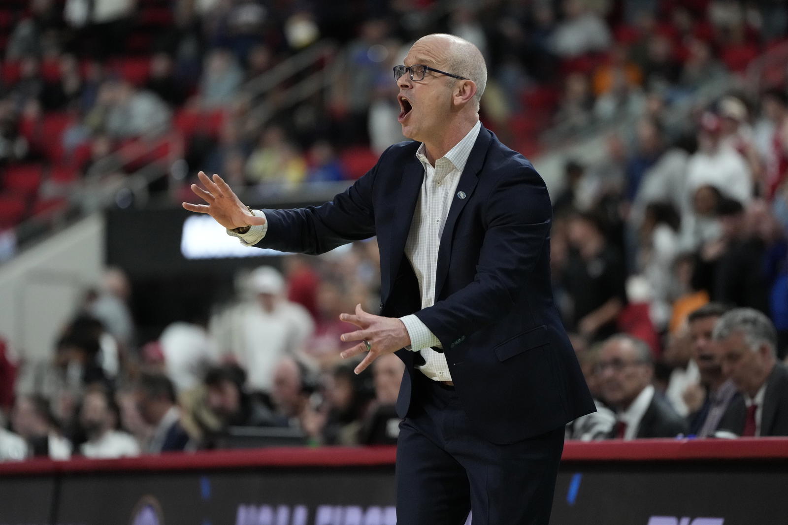 Connecticut Huskies head coach Dan Hurley reacts during the second half against the Oklahoma Sooners at Lenovo Center. Bob Donnan-Imagn Images