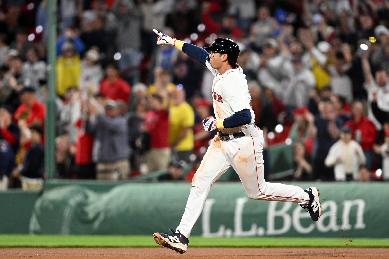 Boston Red Sox first base Triston Casas (36) runs the bases after hitting a three-run home run against the Seattle Mariners during the eighth inning at Fenway Park. Brian Fluharty-Imagn Images