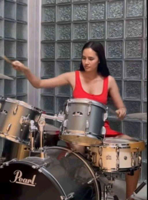Drums