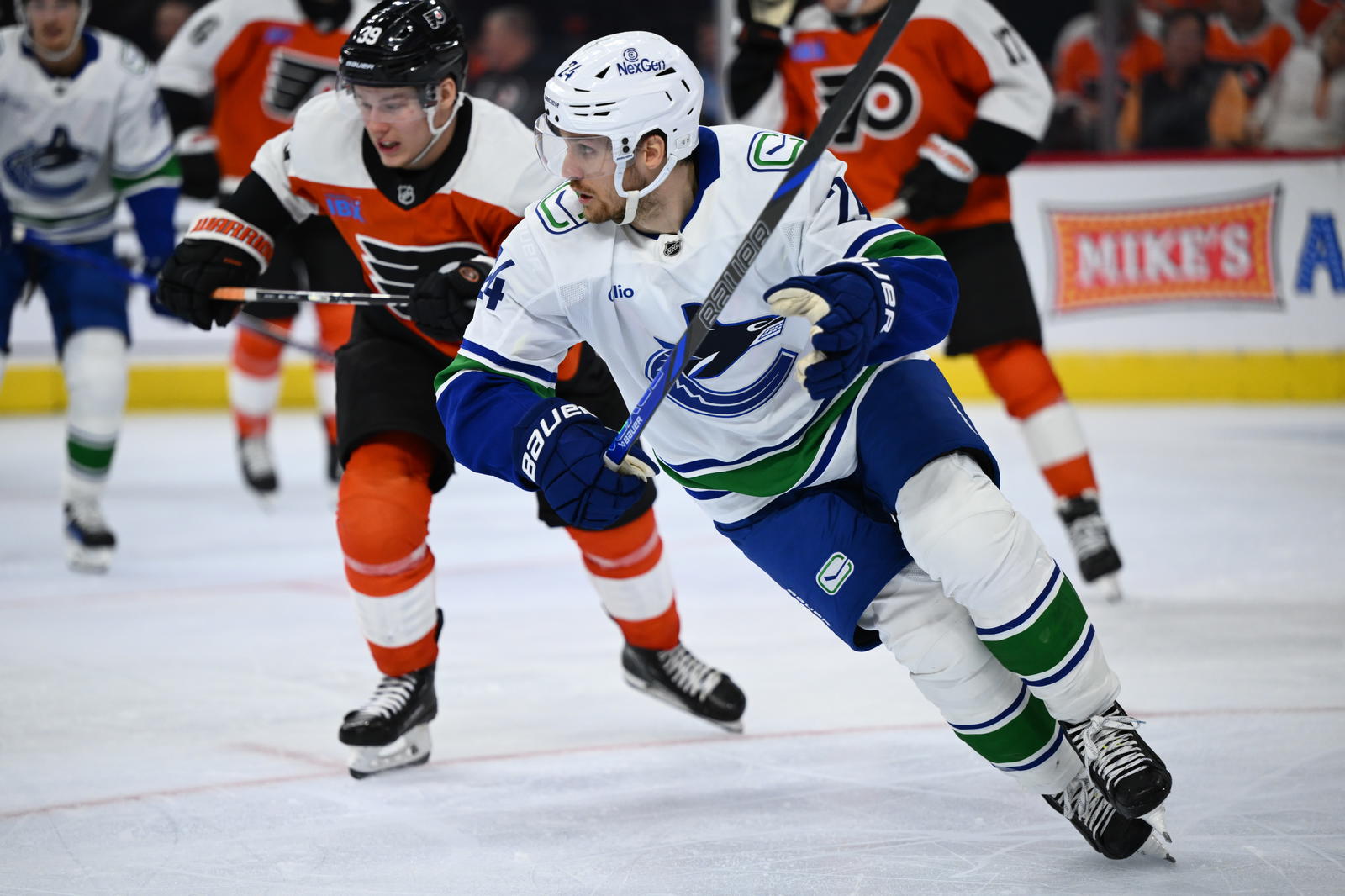 Canucks center Pius Suter could add depth to a depleted Flyers center group. (Photo: Kyle Ross, Imagn Images)