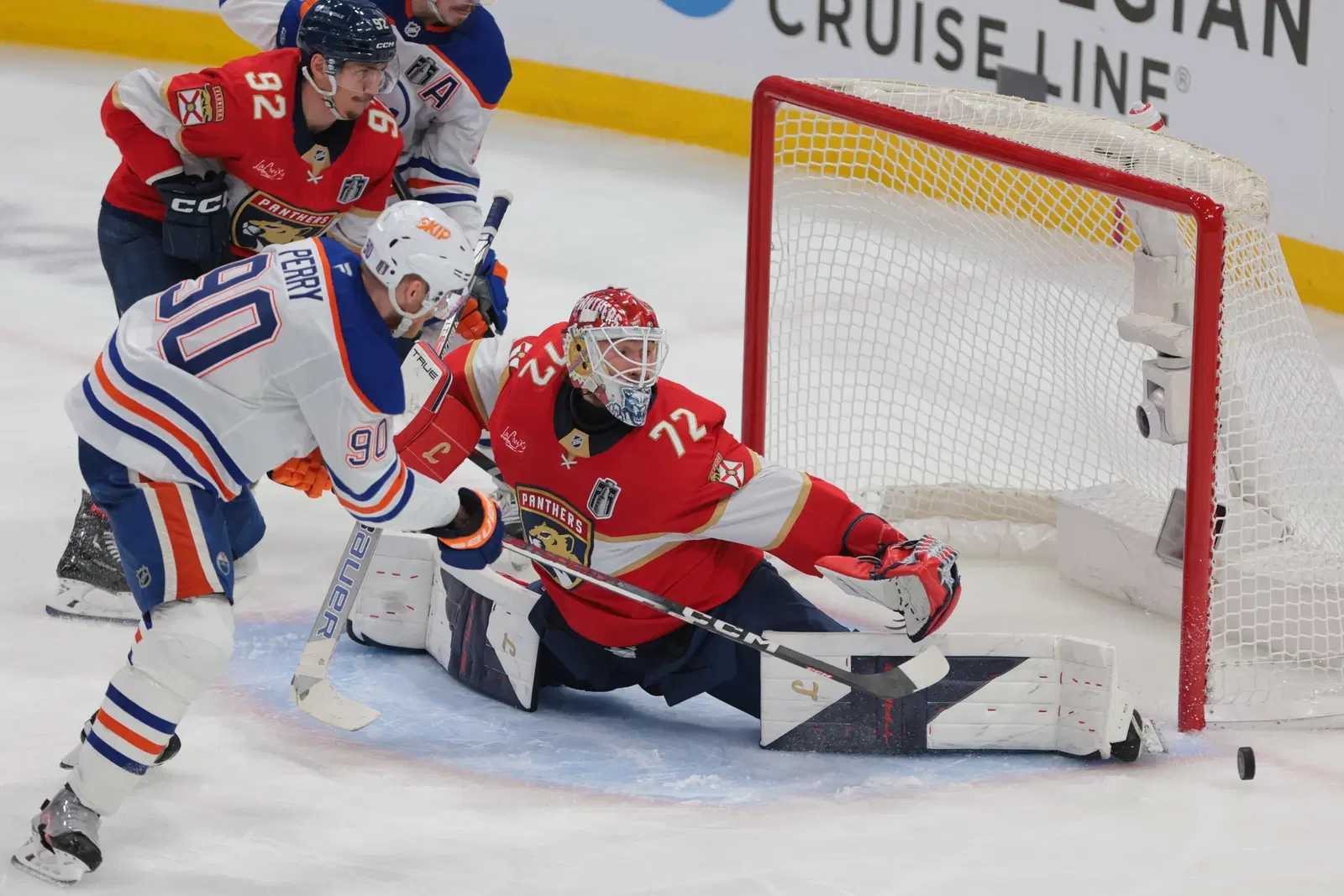 The Hockey News Playoff Frenzy Live: Reacting To Game 4 Between Oilers And Panthers